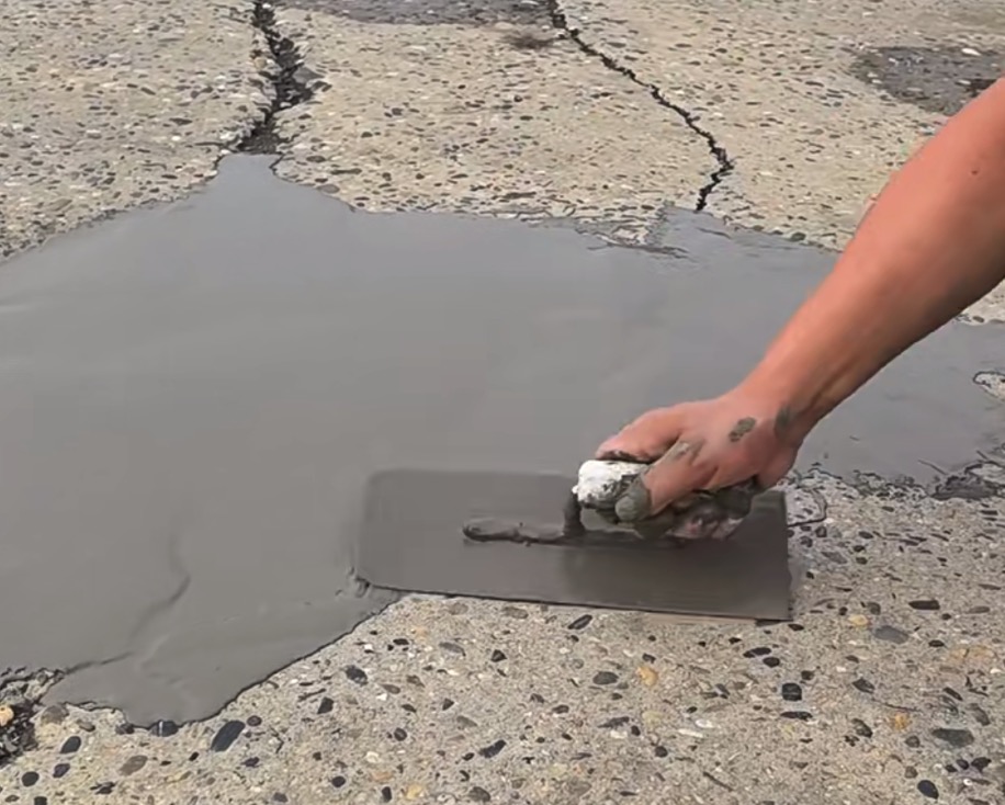 荔湾CGM 高效薄层道路修补料（CGM 道路抢修料）